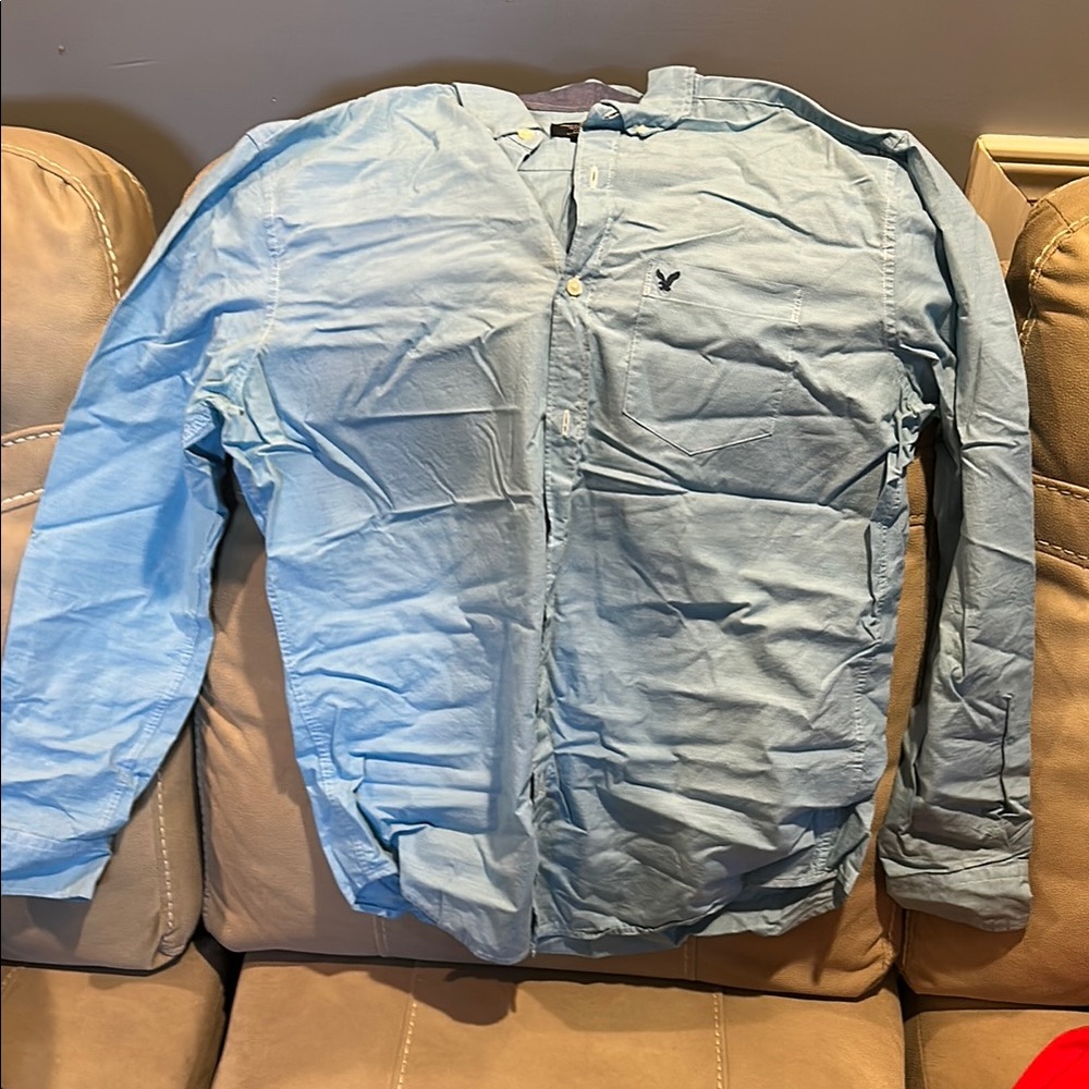 American Eagle Outfitters Light Blue Casual Button Down Shirt
